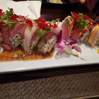 Omokase - Omo special roll with regular tuna - Sushi Bars Near Me - Rancho Cucamonga, California Omokase - Omo special roll with regular tuna - Sushi Bars Near Me - Rancho Cucamonga, California
