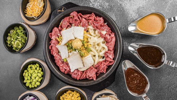 Sizzling House&Noodle by null