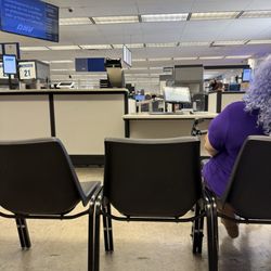 DMV Office in Van Nuys - Inside