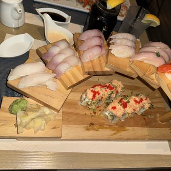 Blue Mountain - Sushi For 2 - Sushi Bars Near Me - New York, New York
