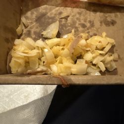 Italian Pizzeria - Over 2/3 cups of raw onions just dumped on top in large handfuls.  Made the entire pizza inedible.