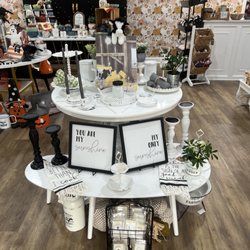 Leann’s Local Petals