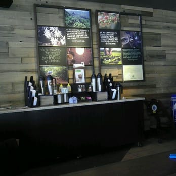 Starbucks - Coffee & Tea Near Me - Toronto, Ontario
