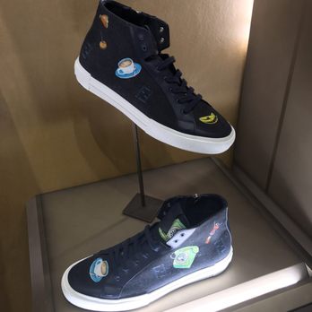 Fendi - Fendi every day collection! - Accessories Near Me - Miami, Florida Fendi - Fendi every day collection! - Accessories Near Me - Miami, Florida