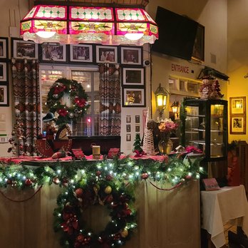 El Pinto - The halls, decked. - New Mexican Cuisine Near Me - Albuquerque, New Mexico