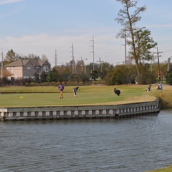 Lakewood Country Club