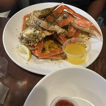 North Beach Fish Camp - Snow Crab Legs - New American Near Me - Neptune Beach, Florida