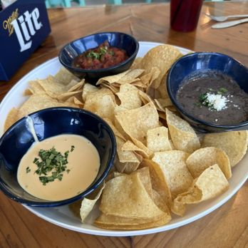 Flamingo Landing - Tres Amigos Nachos - Seafood Near Me - Gulfport, Mississippi Flamingo Landing - Tres Amigos Nachos - Seafood Near Me - Gulfport, Mississippi