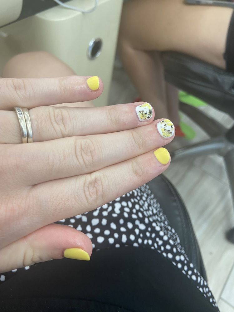 T NAILS & SPA 896 Greenbank Road, Ottawa, Ontario Nail Salons