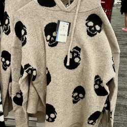 Target - Skull sweater