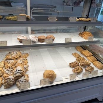 Brioche de Paris - Pâtisserie - Baked goods - Desserts Near Me - Alamo, California Brioche de Paris - Pâtisserie - Baked goods - Desserts Near Me - Alamo, California