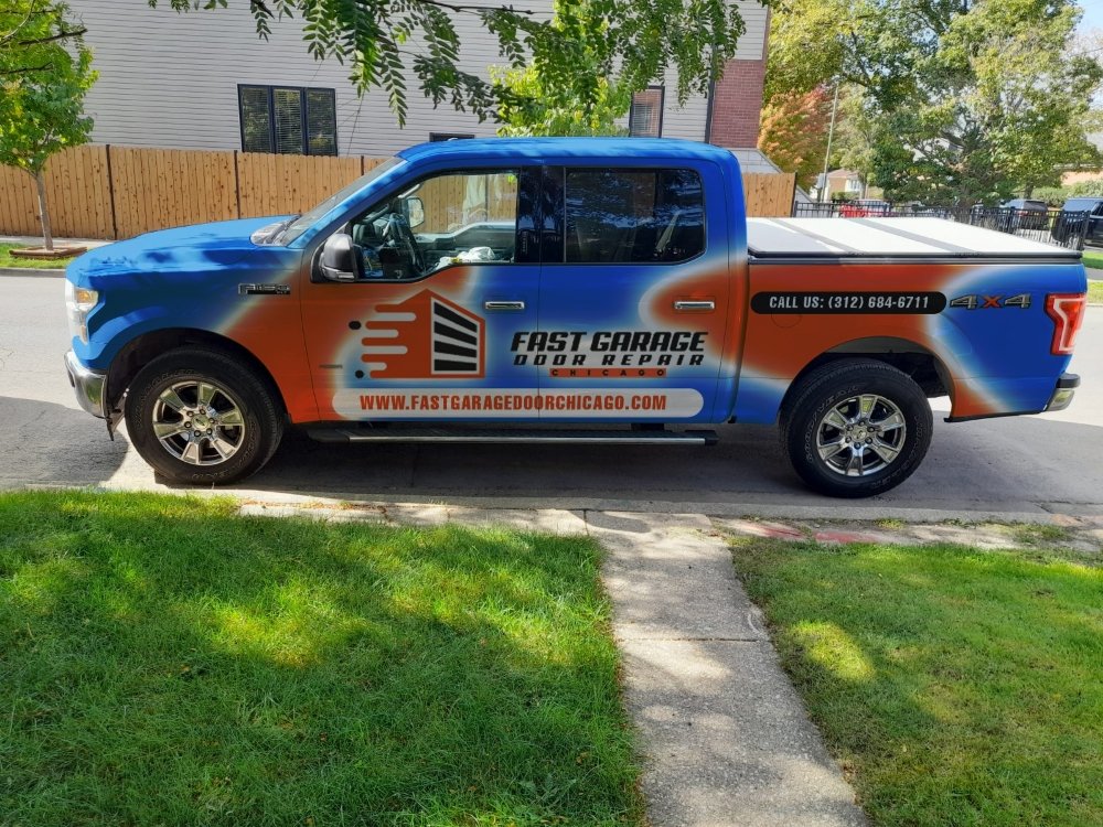 Fast Garage Door Repair - Garage Door Contractor in Chicago, IL