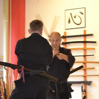 Tengu Dojo - Schwertkampf - Martial Arts Near Me - Berlin, BE