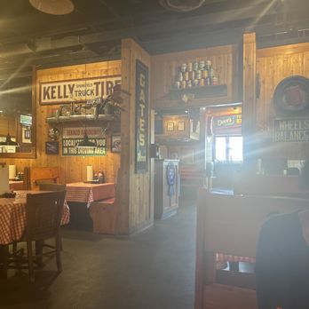 Famous Dave's Bar-B-Que - Barbeque Near Me - Louisville, Kentucky Famous Dave's Bar-B-Que - Barbeque Near Me - Louisville, Kentucky