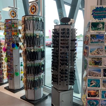 Miccosukee Service Plaza - Cute postcards and keychains. - Gas Stations Near Me - Davie, Florida