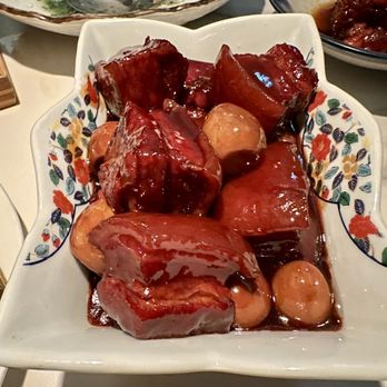 Cheli - Flushing - Braised Pork Belly - Shanghainese Near Me - Flushing, New York Cheli - Flushing - Braised Pork Belly - Shanghainese Near Me - Flushing, New York