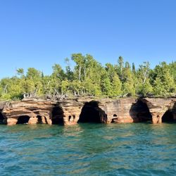 Apostle Islands Cruises - Sand Caves