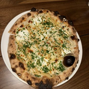 ORA FreeStyle Italian - Bianco pizza - Italian Near Me - Oradell, New Jersey ORA FreeStyle Italian - Bianco pizza - Italian Near Me - Oradell, New Jersey
