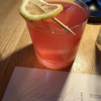Vangel's Restaurant & Bar - Magenta 5 - Bars Near Me - Saint Louis, Missouri