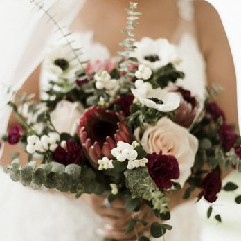 ABM Floral Studio - Florists Near Me - Wheeling, Illinois
