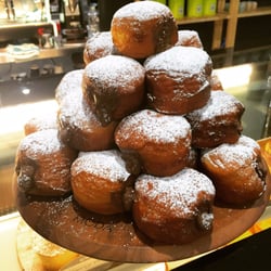 La'Fig Cucina - Freshly cooked Nutella donuts!! Can't say no to that !!