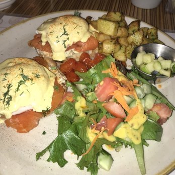 Eggstatic - Egg Benedict with salmon - Breakfast & Brunch Near Me - Toronto, Ontario