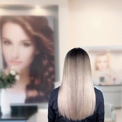 Salon Papillon - Blonde balayage