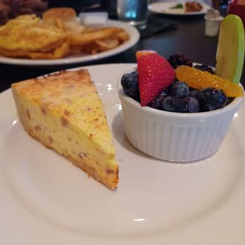 Maxine's On Shine - Quiche Loraine with fruit - New American Near Me - Orlando, Florida Maxine's On Shine - Quiche Loraine with fruit - New American Near Me - Orlando, Florida