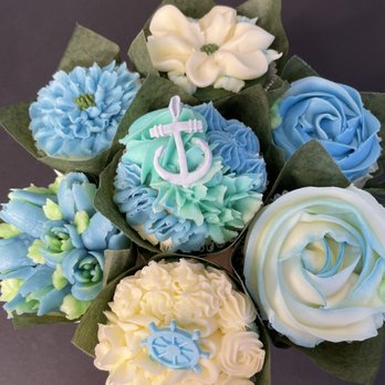 Delectable by Design - Boater's bouquet - Cupcakes Near Me
