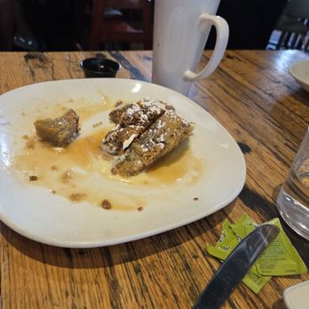 Roadhouse Boulder Depot - Banana bread French toast - New American Near Me - Boulder, Colorado