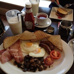 Do-Dah's Cafe Wine Bar - The Full English breakfast