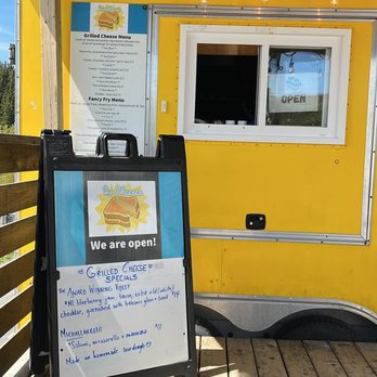 Oh My Cheeses - a sign outside of a food truck - Food Trucks Near Me - Port Rexton, Newfoundland and Labrador Oh My Cheeses - a sign outside of a food truck - Food Trucks Near Me - Port Rexton, Newfoundland and Labrador