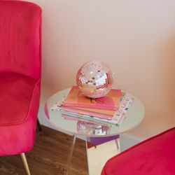 Stripped Wax & Beauty - Comfortable and inviting atmosphere for your waxing experience.