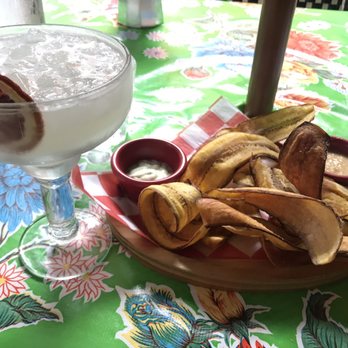 Moreno's Cuba - Daiquiri, Plantain Chips & Moreno's special sauce - Cocktail Bars Near Me - Miami Beach, Florida Moreno's Cuba - Daiquiri, Plantain Chips & Moreno's special sauce - Cocktail Bars Near Me - Miami Beach, Florida
