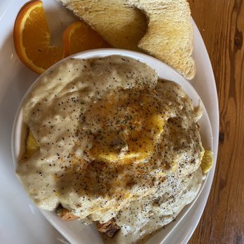 Oros Fireside Restaurant - Country skillet - American Near Me - Cannon Beach, Oregon