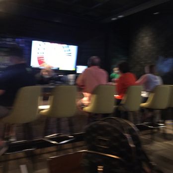 Arni's - Brownsburg - American Near Me - Brownsburg, Indiana