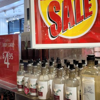 Bath & Body Works - $4.95 Sale New Deals - Cosmetics & Beauty Supply Near Me - San Ysidro, California Bath & Body Works - $4.95 Sale New Deals - Cosmetics & Beauty Supply Near Me - San Ysidro, California