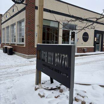 Pig Ate My Pizza - Brewpubs Near Me - Robbinsdale, Minnesota