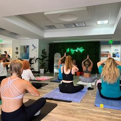 Flo Yoga & spa - Yoga classes for all levels