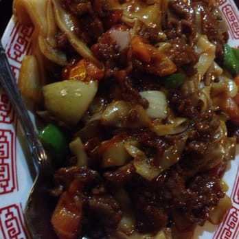 Chef Lee's Mandarin House - Tomato beef chow mien - Chinese Near Me - Monterey, California