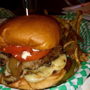 Casper's and Runyon's Nook - Dive Bars Near Me - Saint Paul, Minnesota