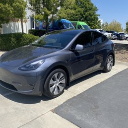 Ceramic tint and sun strip on top of the windshield. Ceramic tint and sun strip on top of the windshield.