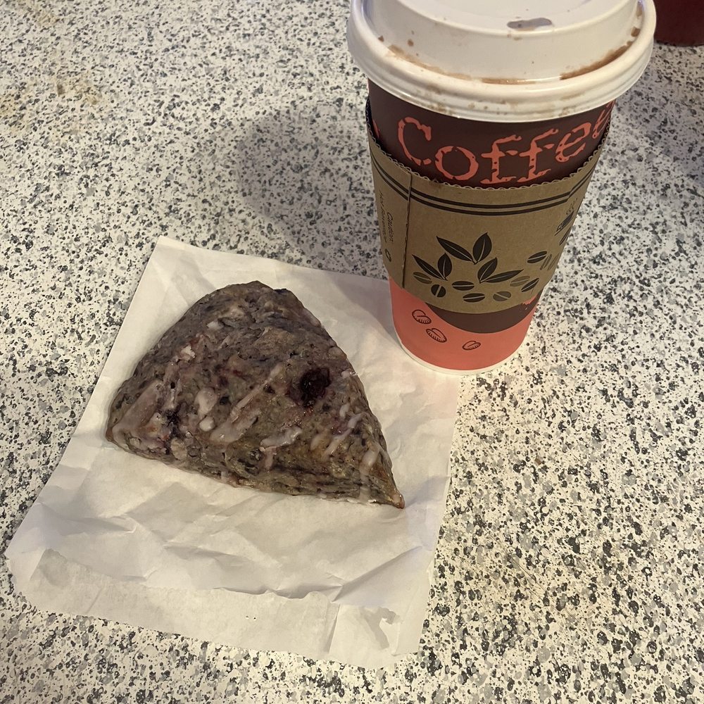Millstone Bakery - Berry scone and hot chocolate - Bakeries Near Me - Plano, Texas