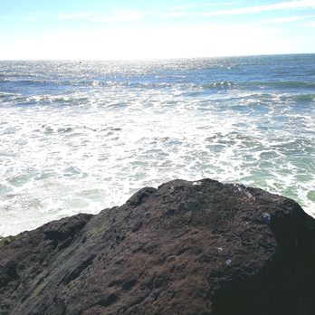 Rockaway Beach - Beautiful day at the beach! - Beaches Near Me - Pacifica, California