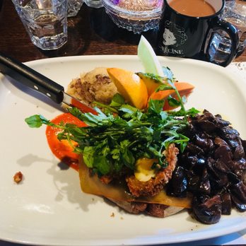 Régine Café - Breakfast & Brunch Near Me - Montreal, Quebec Régine Café - Breakfast & Brunch Near Me - Montreal, Quebec