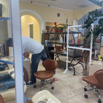 Happy Toe Nails - Calming nail salon with relaxing music playing overhead. - Nail Salons Near Me - San Luis Obispo, California Happy Toe Nails - Calming nail salon with relaxing music playing overhead. - Nail Salons Near Me - San Luis Obispo, California