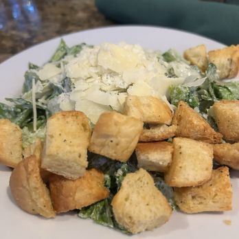 Horseshoe Lounge at Harris Ranch - Caesar Salad - Cocktail Bars Near Me - Coalinga, California