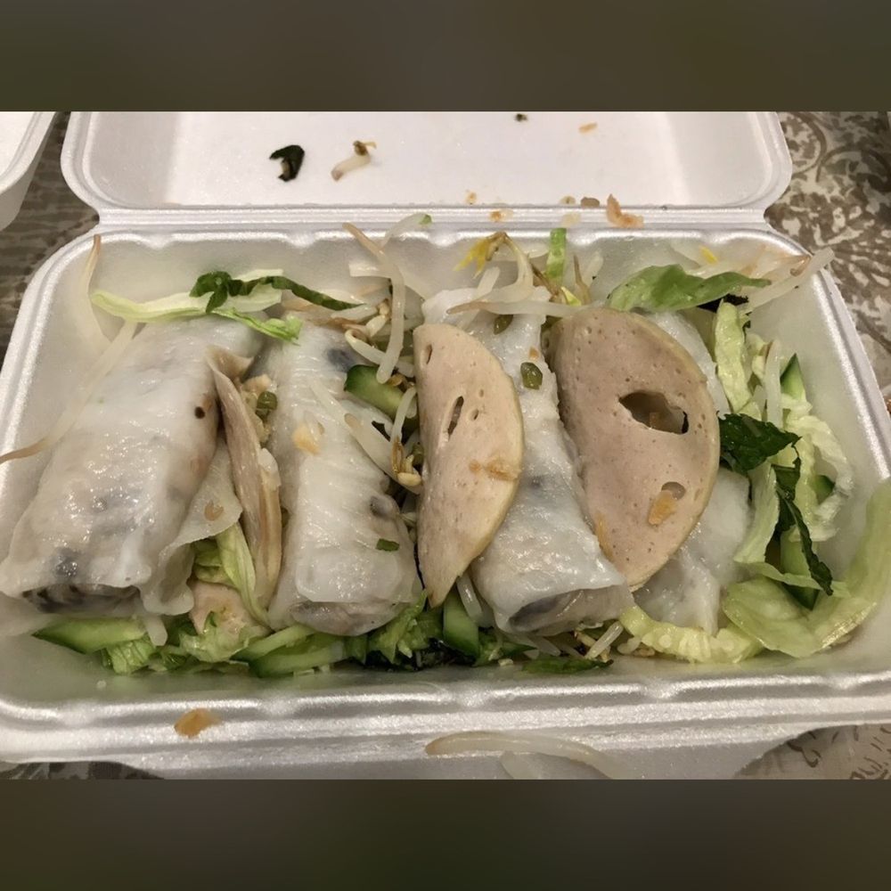 Vietnamese style rice roll Vietnamese style rice roll