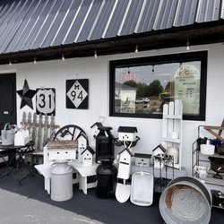 Barnhouse Vintage & Handmade Wares
