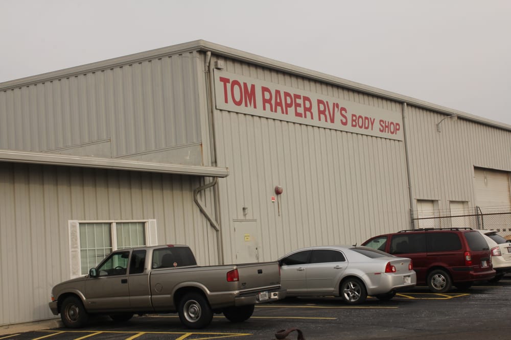 TOM RAPER RV’S CLOSED Updated September 2024 2250 Williamsburg